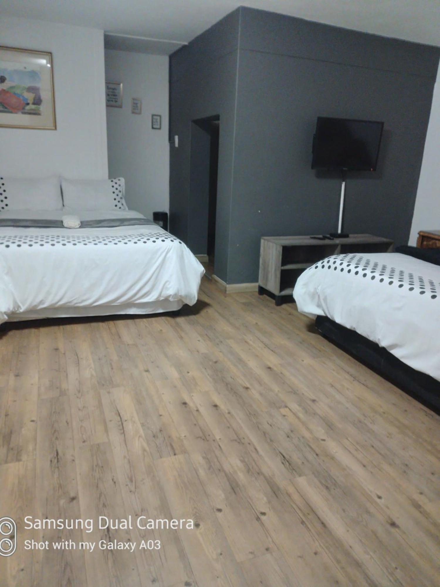 ניוקאסל Falcon Lodge מראה חיצוני תמונה